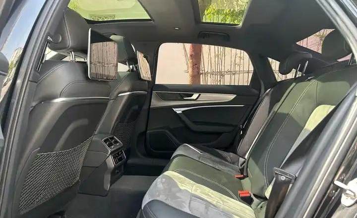奥迪 A6L 2019款 45 TFSI 臻选动感型