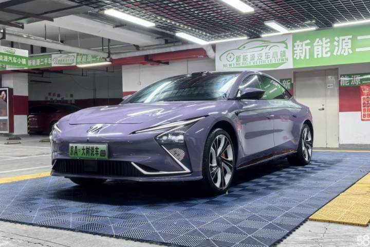 智己汽车 智己L7 2022款 Pro