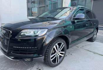 奥迪 Q7 2006款 4.2 FSI quattro 技术型