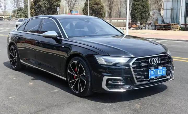 奥迪 A6L 2019款 55 TFSI quattro 尊享动感型
