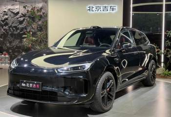 鸿蒙智行 问界M5 2024款 增程 Max RS 四驱高阶智驾版