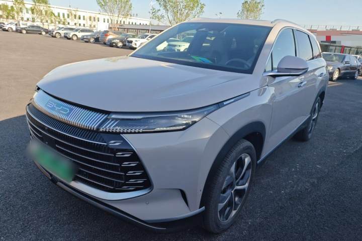 比亚迪 护卫舰07 2023款 DM-i 100KM 旗舰型