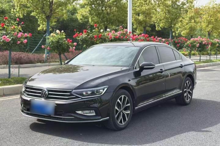 大众 迈腾 330TSI DSG 领先型