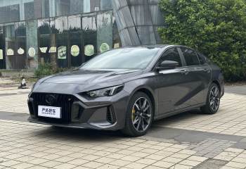 广汽传祺 影豹 2023款 270T DCT J16版
