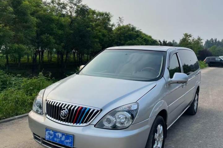 别克 GL8 2006款 陆尊 3.0L CT 舒适版