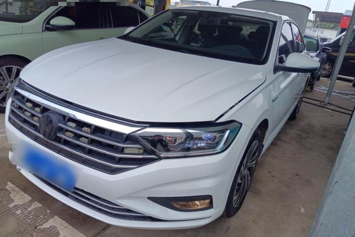 大众 速腾 200TSI DSG超越版