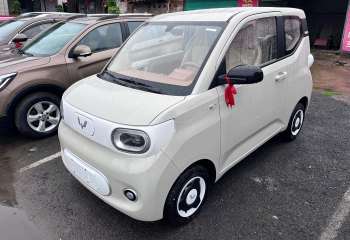 五菱汽车 宏光MINIEV 2024款 第三代 215km 青春版