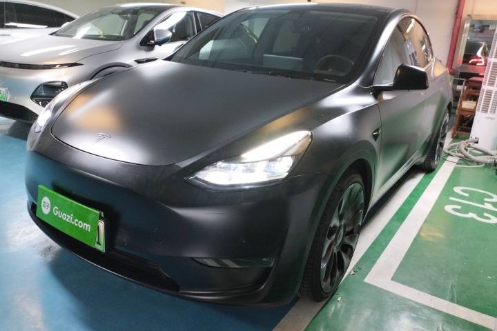 特斯拉 Model Y 2021款 Performance高性能全轮驱动版
