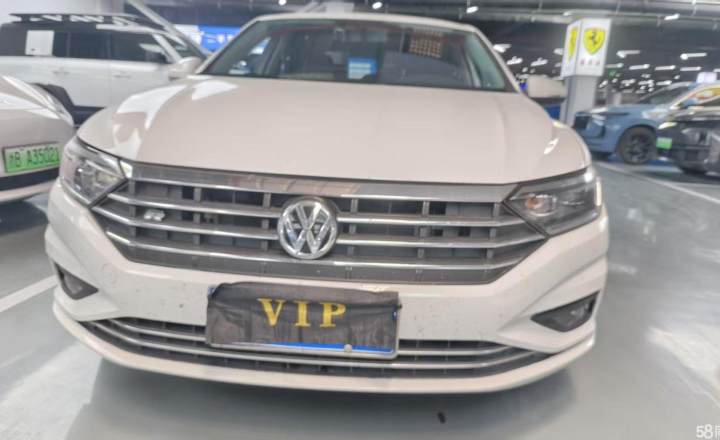 大众 速腾 2021款 200TSI DSG时尚智联版