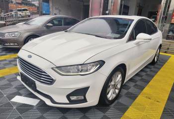 福特 蒙迪欧 2020款 EcoBoost 180 时尚型