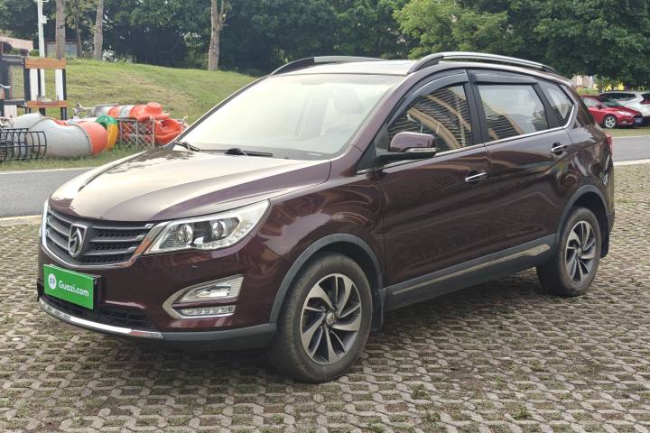 宝骏 560 1.8L 手动豪华型