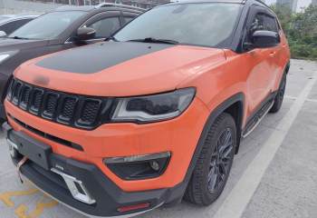 Jeep 指南者 2017款 200T 自动家享版