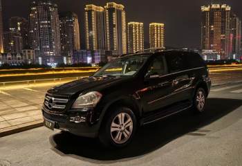 奔驰 GL级 2006款 GL 450 4MATIC