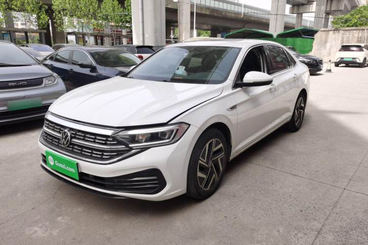 大众 速腾 280TSI DSG超越版