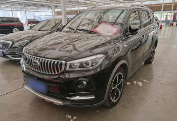 SWM斯威汽车 SWM斯威X7 2017款 1.5T 自动智享型 7座