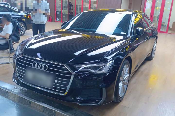 奥迪 A6L 45 TFSI 臻选动感型