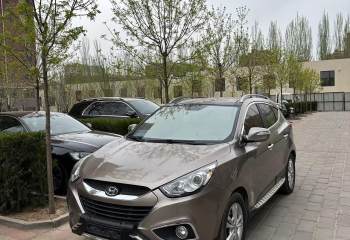 现代 北京ix35 2010款 2.0L 自动两驱新锐版GL