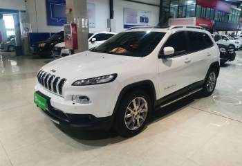 Jeep 自由光 2016款 2.4L 优越版