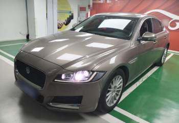 捷豹XF 2016款 XF 2.0T 两驱风华版