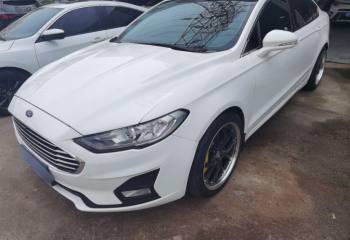福特 蒙迪欧 2020款 EcoBoost 180 时尚型