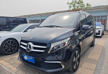 奔驰 V级 2021款 V 260 尊贵版