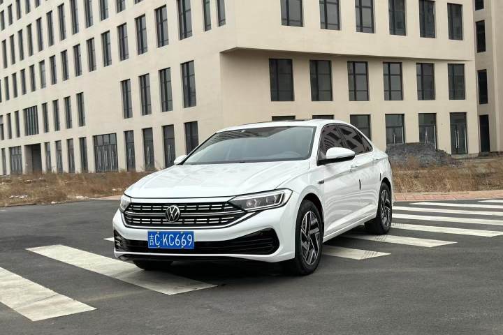 大众 速腾 280TSI DSG卓越Plus版
