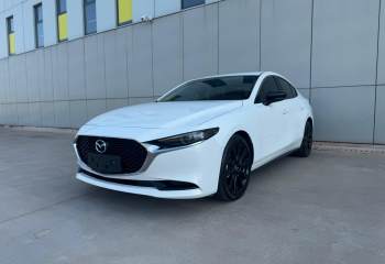 马自达 3 昂克赛拉 2022款 2.0L 自动质耀黑曜版