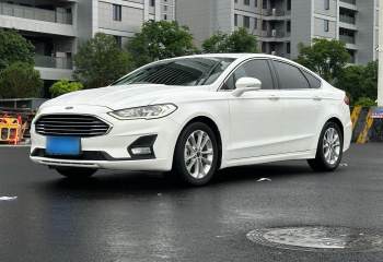 福特 蒙迪欧 2020款 EcoBoost 180 时尚型