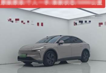 乐道L60 2024款  60kwh 后驱版