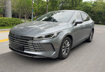 比亚迪 驱逐舰05 2024款 荣耀版 DM-i 55KM 豪华型