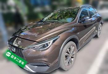 英菲尼迪QX30 2017款 2.0T 四驱时尚版