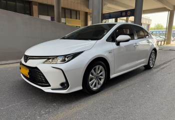 丰田 卡罗拉 2024款 1.8L 智能电混双擎 精英版
