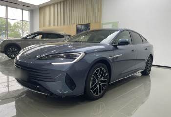 比亚迪 海豹07 DM-i 2025款 DM-i 1.5L 125km 尊贵型