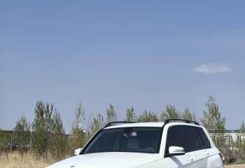 奔驰 GLK级 2013款 GLK 300 4MATIC 动感天窗型
