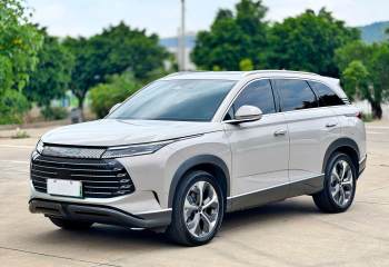 比亚迪 护卫舰07 2023款 DMi 100KM 旗舰型