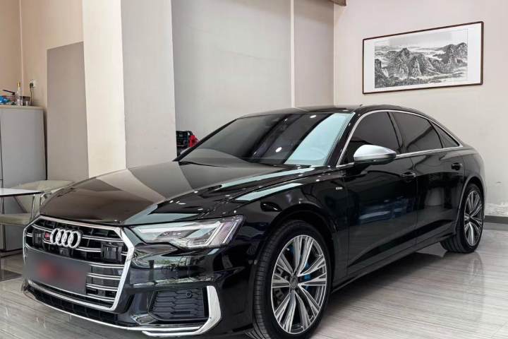 奥迪 A6L 55 TFSI quattro 尊享动感型