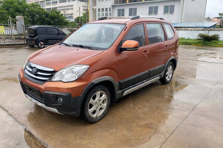一汽 森雅S80 1.5L 手动5座都市时尚版