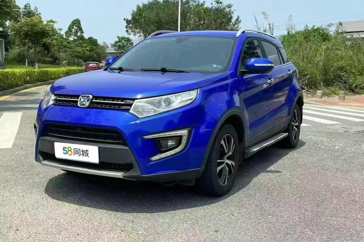江铃 驭胜S350 2.0T 自动两驱汽油超豪华版5座