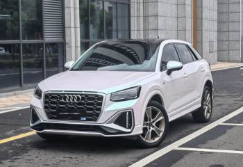 奥迪 Q2L 2022款 35 TFSI 时尚动感型