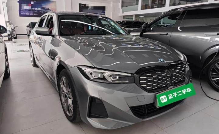 宝马i3 2022款 eDrive 35 L