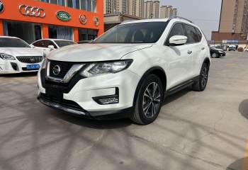 日产 奇骏 2017款 2.5L CVT至尊版 4WD