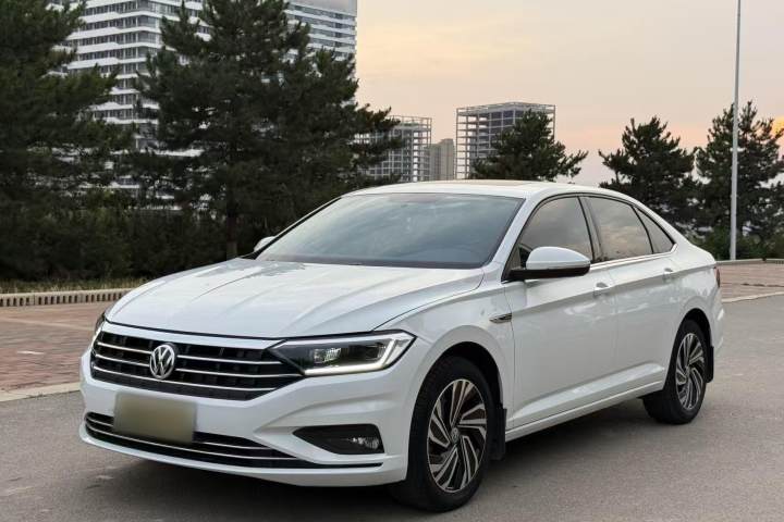 大众 速腾 280TSI DSG超越版