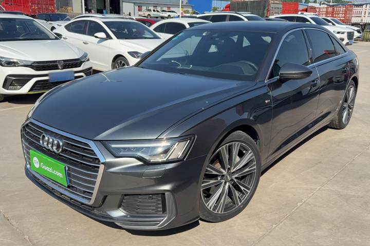 奥迪 A6L 45 TFSI 臻选动感型