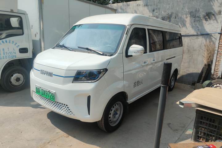 SRM鑫源 好运 标准型客车 6座