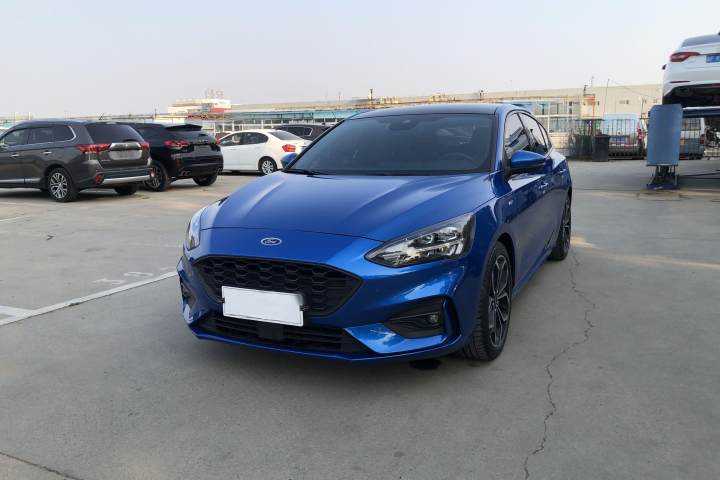 福特 福克斯 两厢 EcoBoost 180 自动ST Line