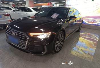 奥迪A6L 2022款 45 TFSI 臻选动感型