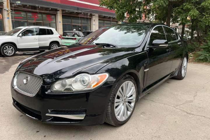 捷豹 XF XF 3.0 V6 75周年纪念版