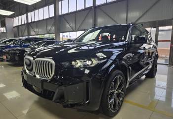 宝马 X5 2023款 xDrive 30Li 尊享型M运动曜夜套装