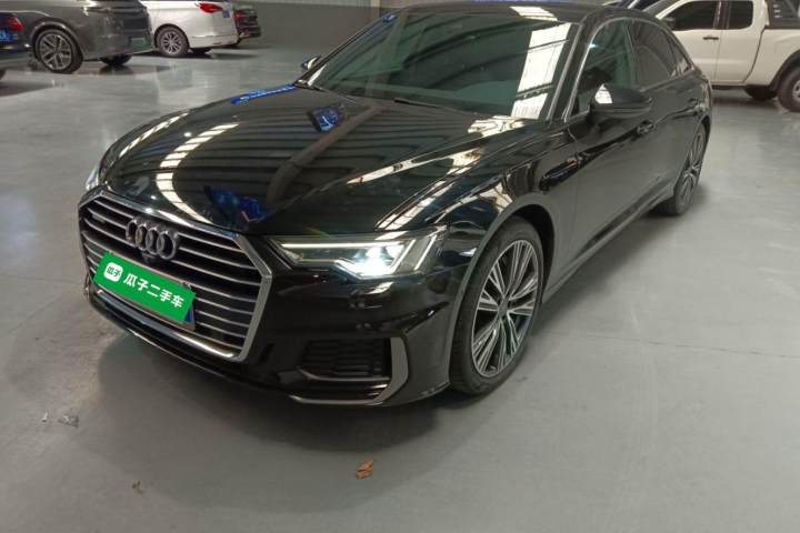 奥迪 A6L 55 TFSI quattro 尊享动感型