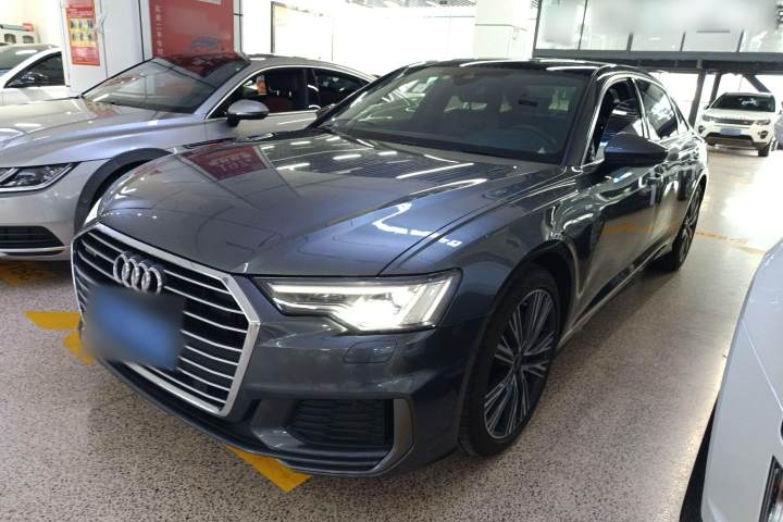 奥迪 A6L 45 TFSI quattro 臻选动感型